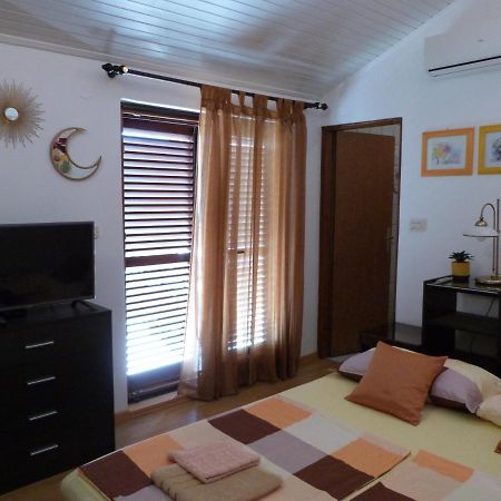Apartments Eva Sukošan Extérieur photo