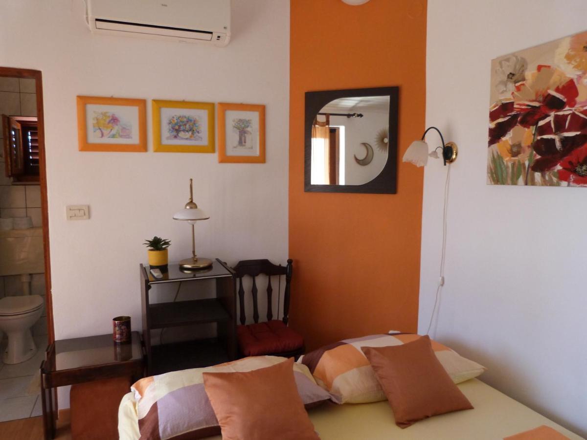 Apartments Eva Sukošan Extérieur photo