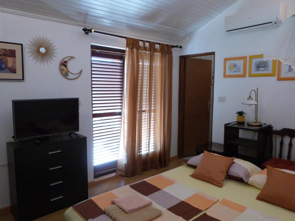 Apartments Eva Sukošan Extérieur photo