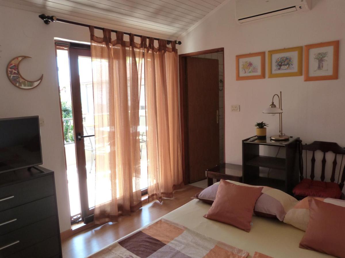 Apartments Eva Sukošan Extérieur photo