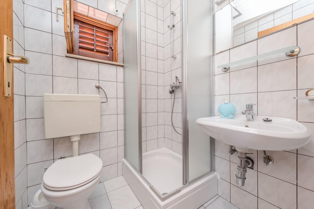 Apartments Eva Sukošan Extérieur photo