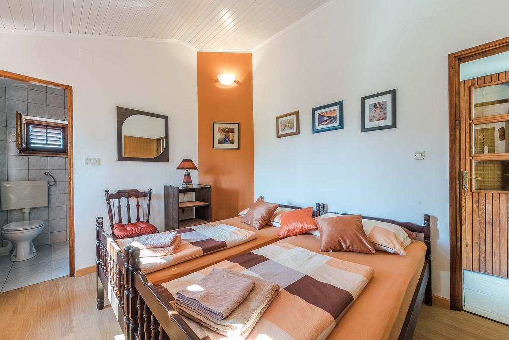 Apartments Eva Sukošan Extérieur photo