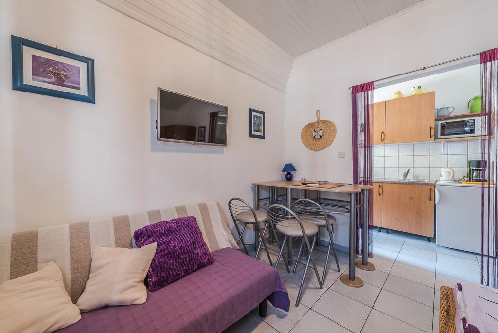 Apartments Eva Sukošan Extérieur photo